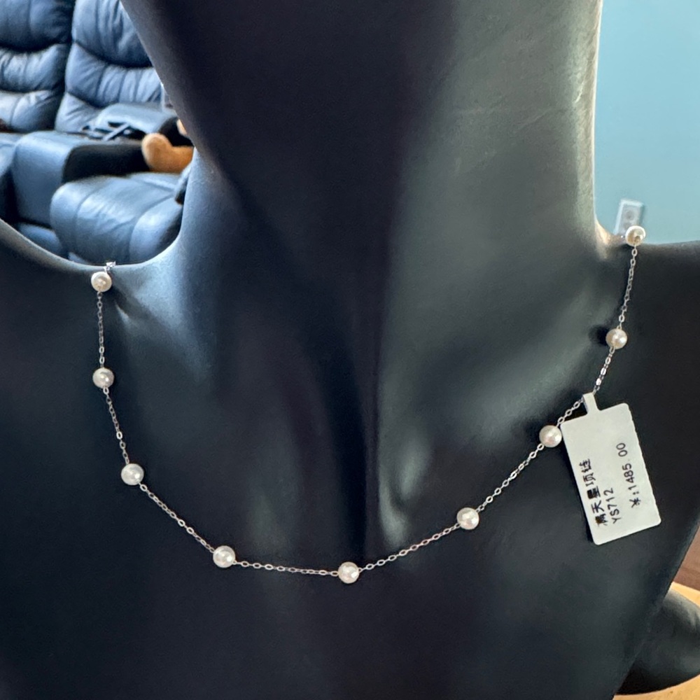 New Elegant 925 Silver Freshwater Pearl Necklace
